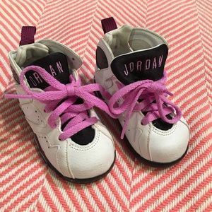 Toddler Jordan sneakers 5c